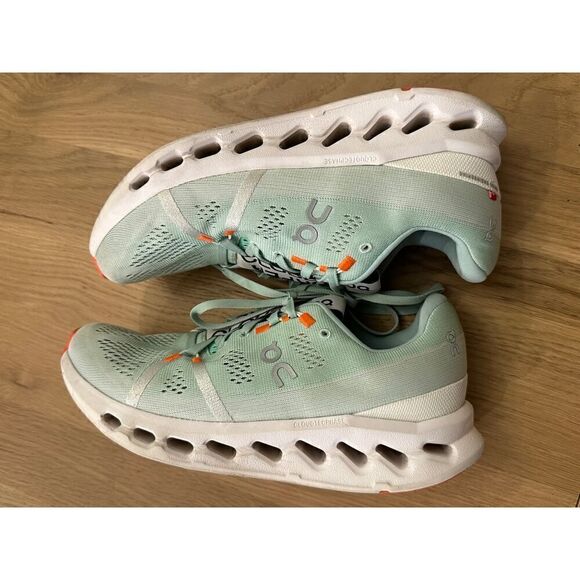 On Running Cloudsurfer Trainers - Picture 5 of 6